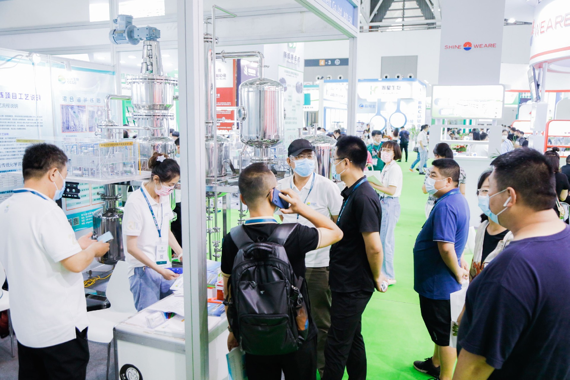 1647323538159553.jpg 人多.jpg